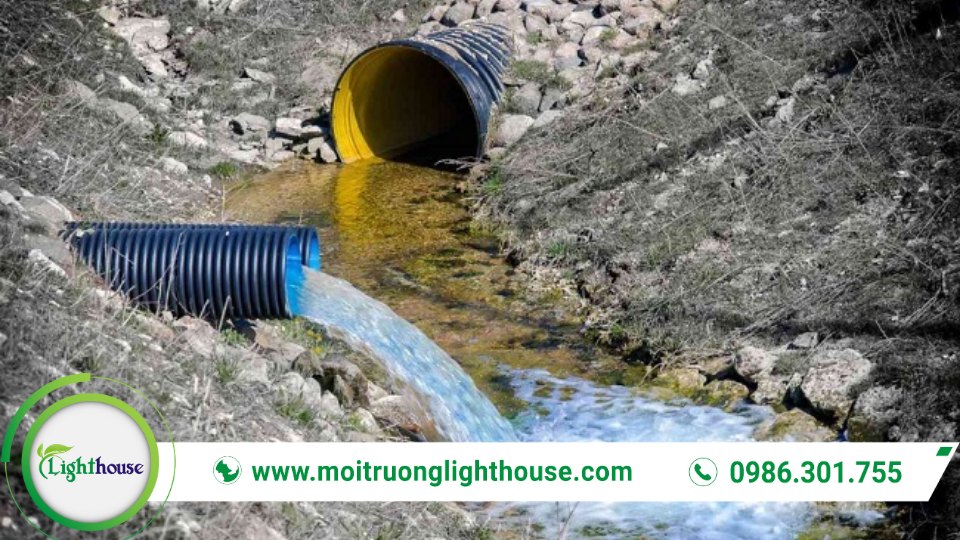 Tầm quan trọng của việc lập báo cáo xả thải vào nguồn nước 3 Lấy mẫu và quan trắc chất lượng nước thải định kỳ phục vụ lập báo cáo xả thải.