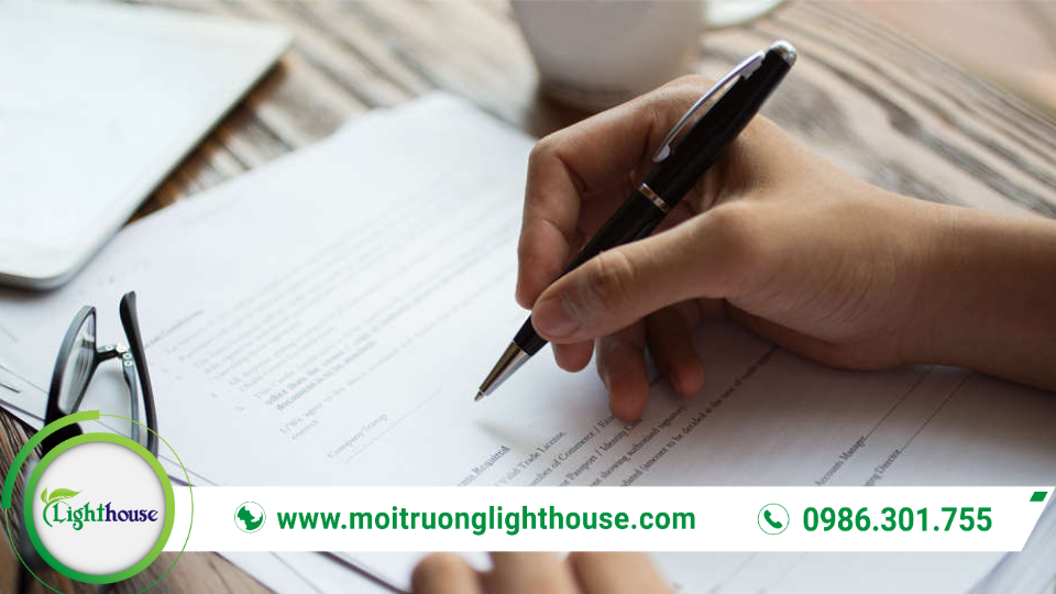 Hồ sơ quan trắc môi trường được lập bằng việc thu thập, ghi chép và tổng hợp dữ liệu môi trường.