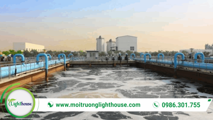 Quy trình vận hành hệ thống xử lý nước thải tại khu xử lý tập trung giúp kiểm soát chất lượng nước đầu ra và bảo vệ môi trường.