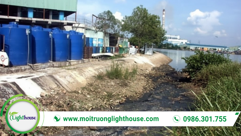 Khu vực lưu trữ hóa chất, thùng phuy được quản lý theo kế hoạch ứng phó sự cố môi trường nhằm phòng ngừa rò rỉ và ô nhiễm