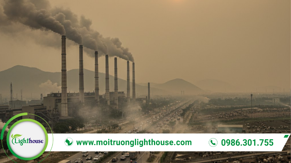 Giảm Phát Thải Khí Nhà Kính: Cam kết vì môi trường bền vững 2 Nguồn phát thải khí nhà kính từ công nghiệp, giao thông và nông nghiệp.